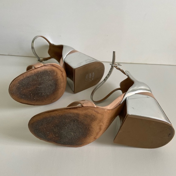 【送料&関税込】Maison Margiela Two-tone Leather And Cotton Maison Margiela MM22 two-tone leather and cotton sneakers